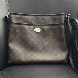 Authentic Coach Black and Brown Crossbody Women's Bag